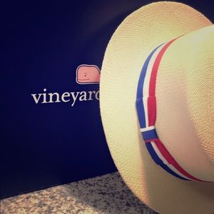 Vineyard Vines Hat